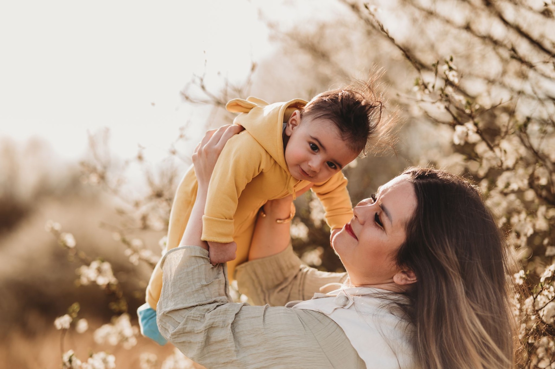 focení maminky s dítětem jaro Tábor